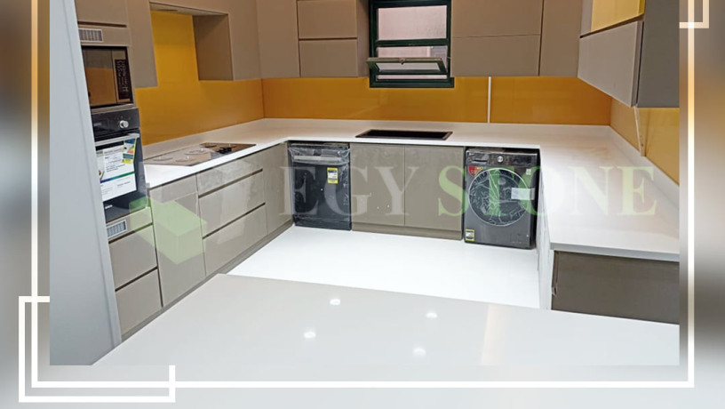 alkoryan-o-alkombakt-mn-aygy-aston-khamh-tdom-o-godh-mdmonh-big-1