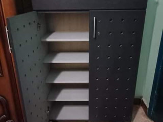 نجار حي الفروسية